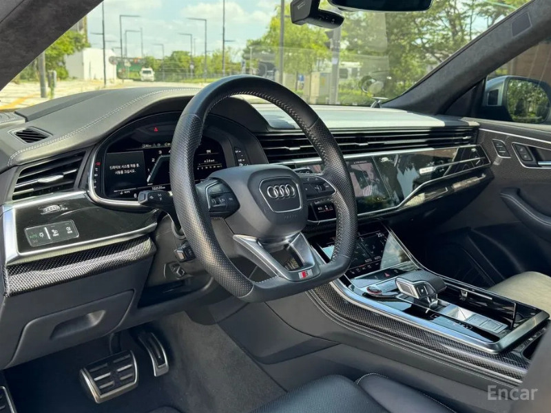 car Audi SQ8 id69556 photo #9