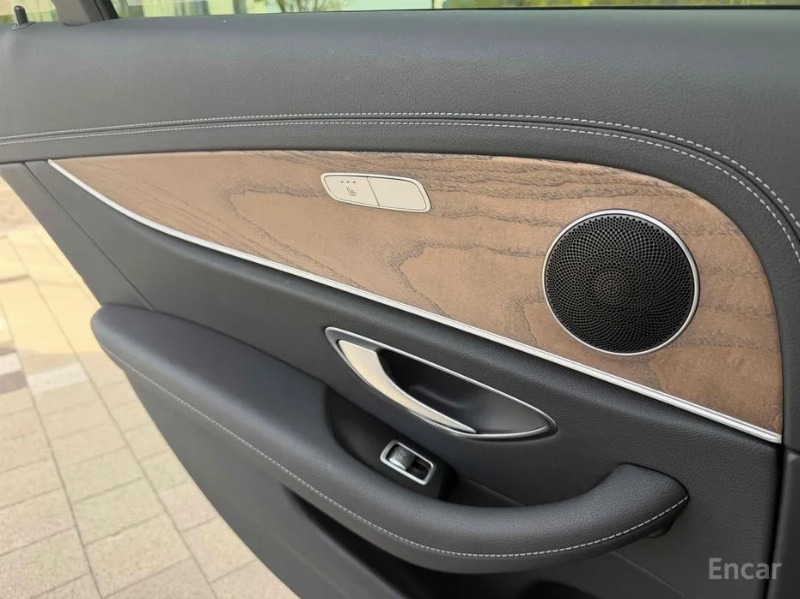 car Mercedes Benz E Class id69567 photo #18