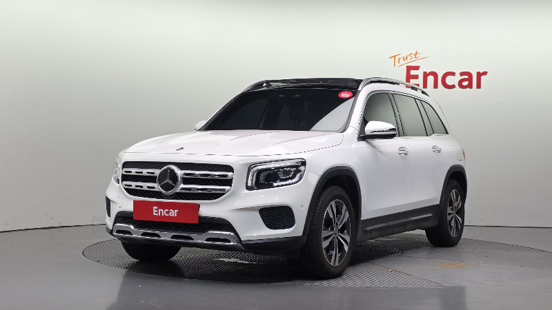 car Mercedes Benz GLB id69578 main photo