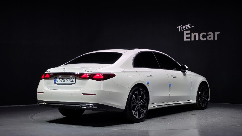 car Mercedes Benz E Class id69606 photo #2