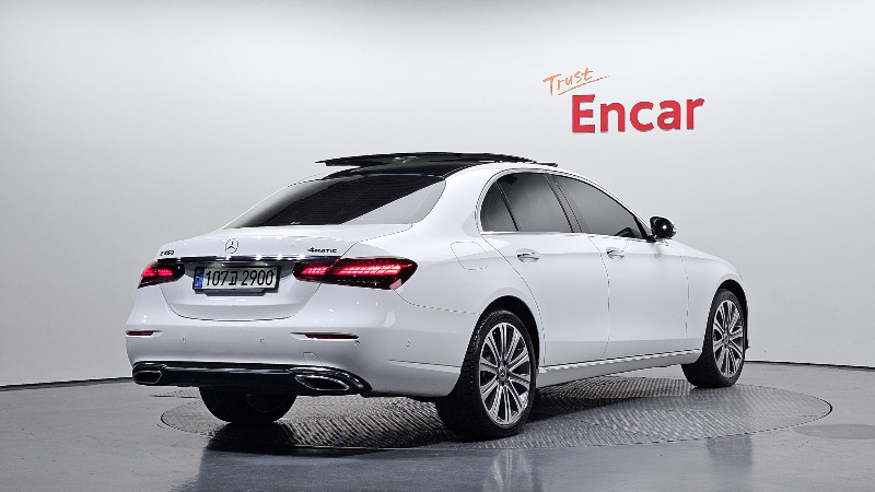 car Mercedes Benz E Class id69641 photo #2