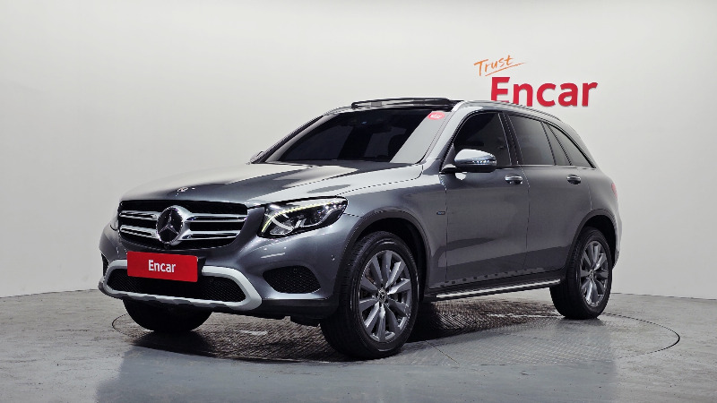 car Mercedes Benz GLC id69647 main photo