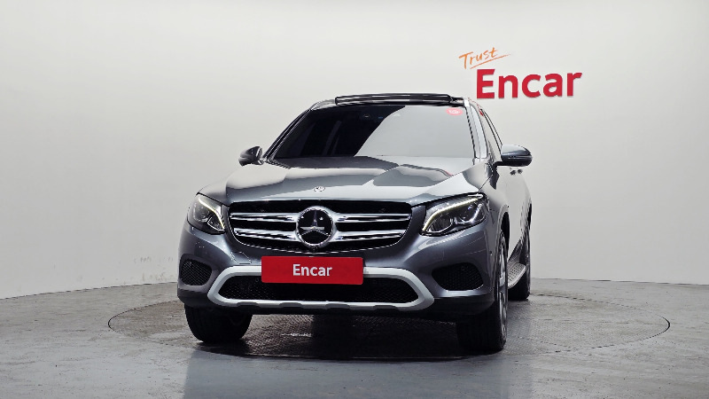car Mercedes Benz GLC id69647 photo #3
