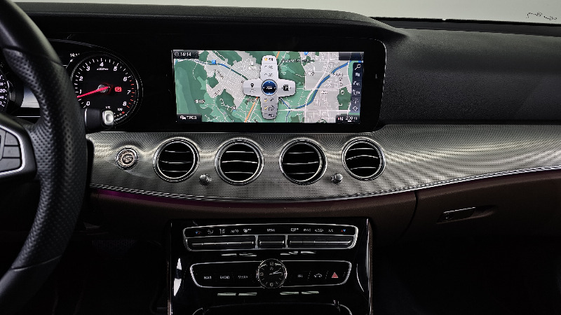 car Mercedes Benz E Class id69652 photo #14