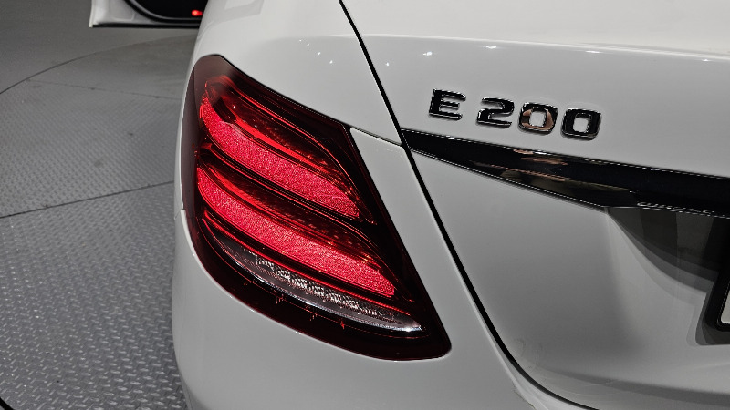 car Mercedes Benz E Class id69652 photo #23