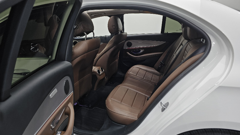 car Mercedes Benz E Class id69652 photo #28