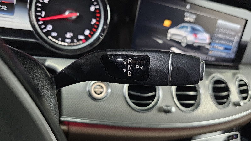 car Mercedes Benz E Class id69652 photo #9