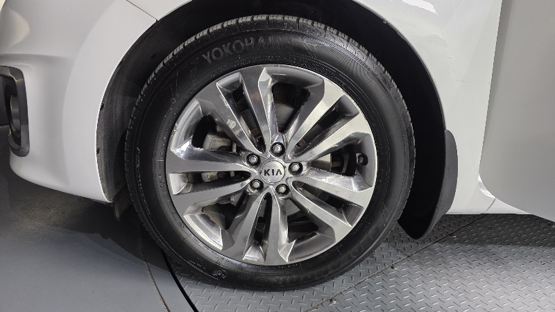 car KIA Carnival id69676 photo #5