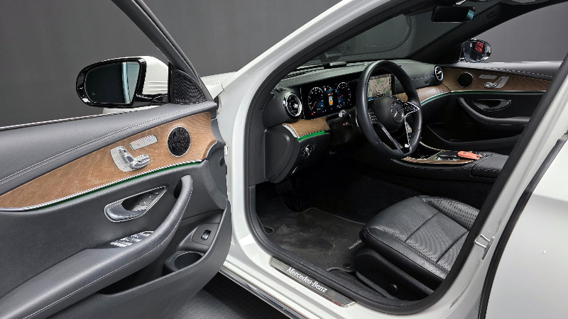 car Mercedes Benz E Class id69708 photo #10