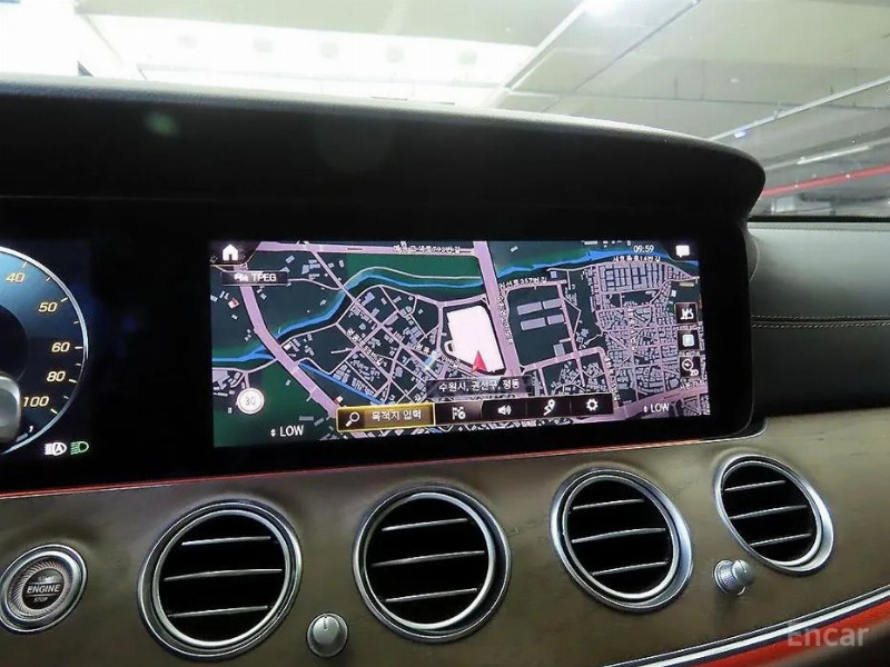 car Mercedes Benz E Class id69714 photo #12
