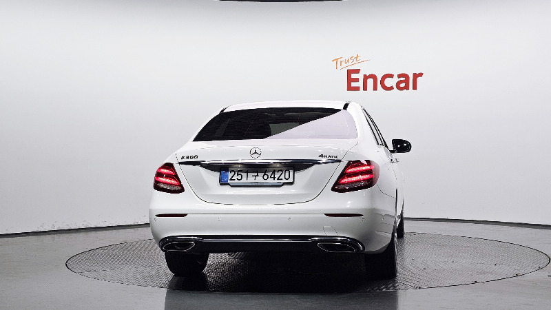 car Mercedes Benz E Class id69720 photo #4
