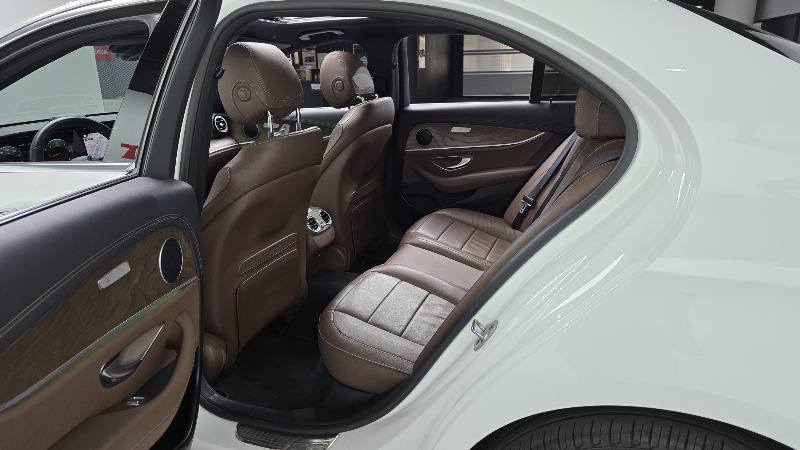 car Mercedes Benz E Class id69725 photo #11
