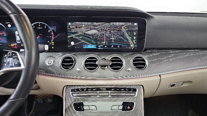 car Mercedes Benz E Class id69732 photo #14