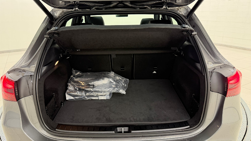 car Mercedes Benz EQA id69734 photo #12