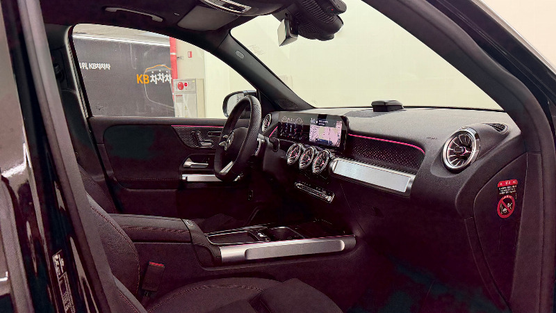 car Mercedes Benz GLB id69741 photo #16