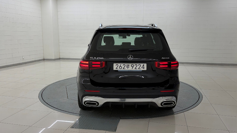car Mercedes Benz GLB id69741 photo #4