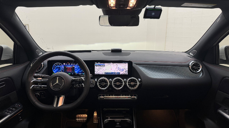 car Mercedes Benz EQA id69744 photo #16