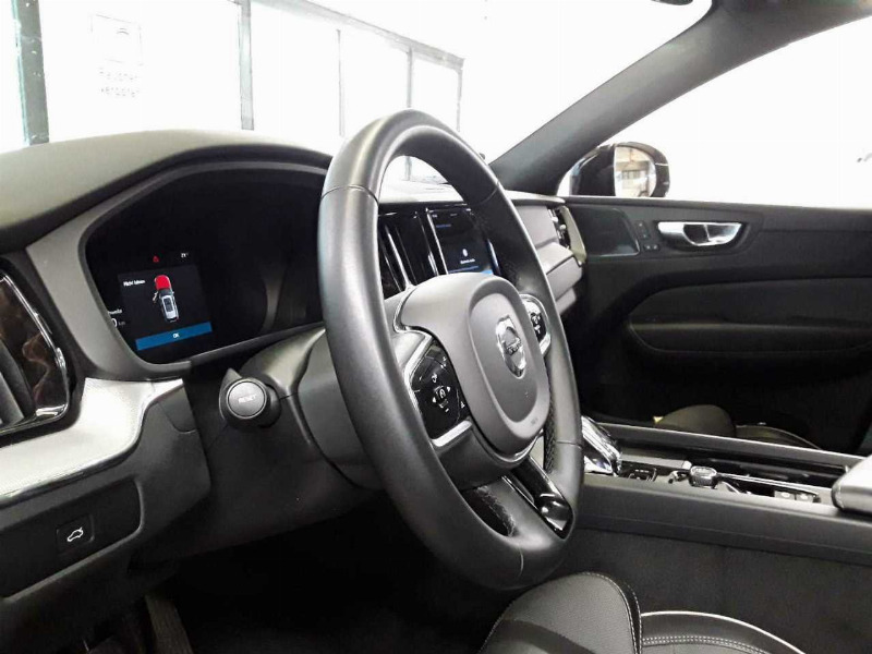 car Volvo XC60 id69864 photo #5