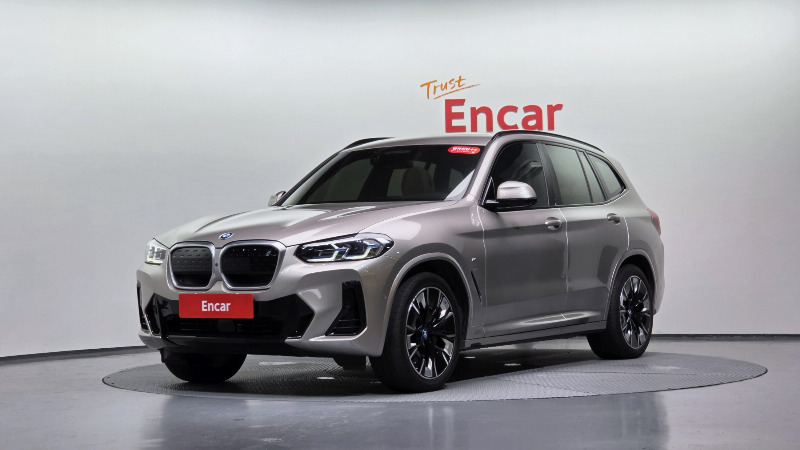 car BMW iX3 id69874 main photo