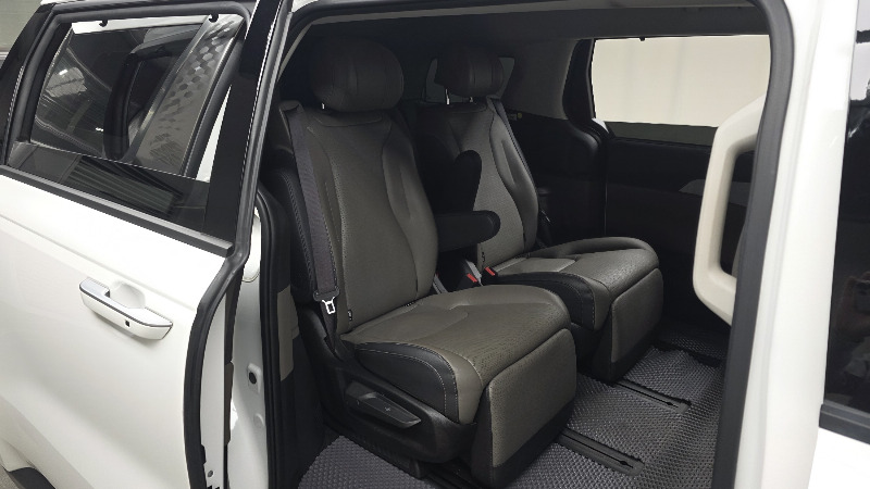 car KIA Carnival id69887 photo #12
