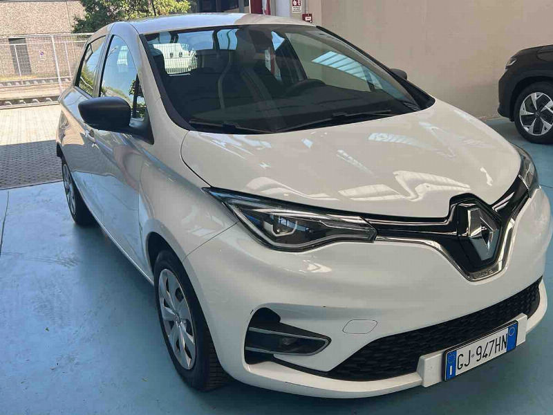 car Renault ZOE id69892 main photo