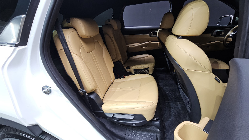 car KIA Sorento id69896 photo #19