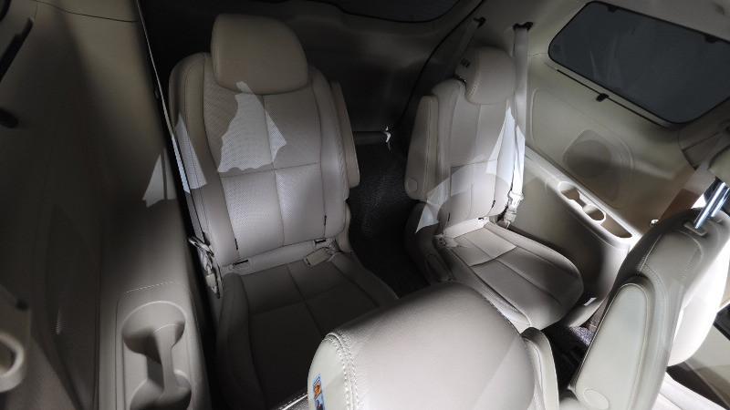 car KIA Carnival id69904 photo #26