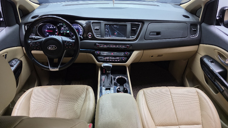 car KIA Carnival id69904 photo #7