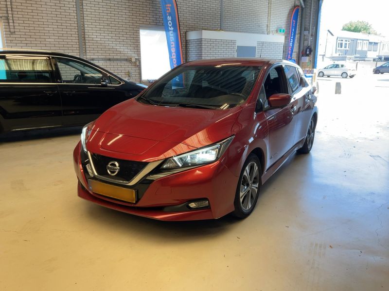 car Nissan Leaf id70014 main photo