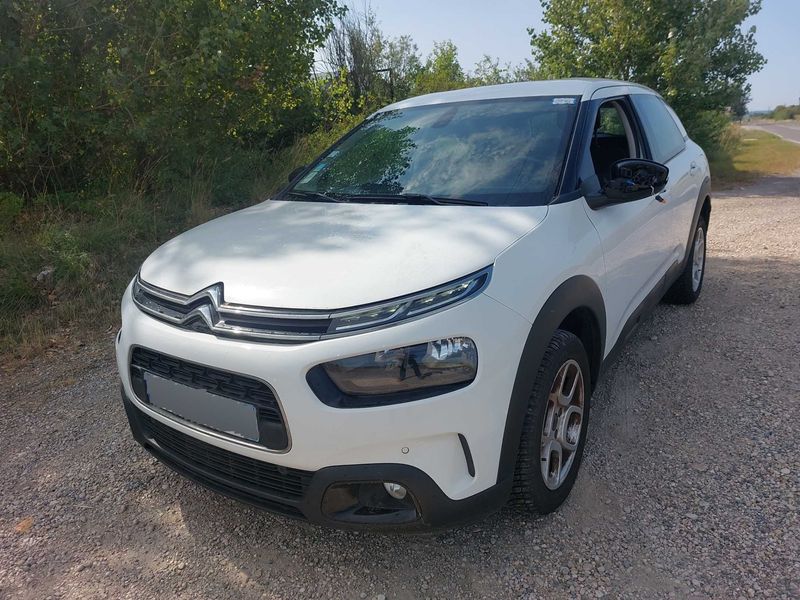 car Citroën C4 Cactus id70072 main photo