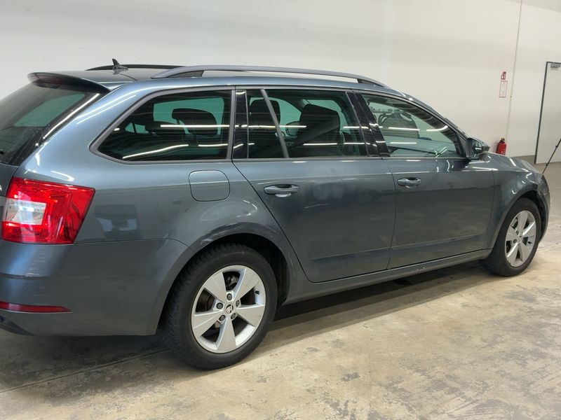 car Skoda Octavia id70128 photo #4