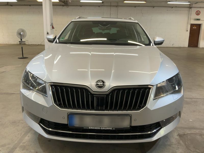car Skoda Superb id70137 photo #5