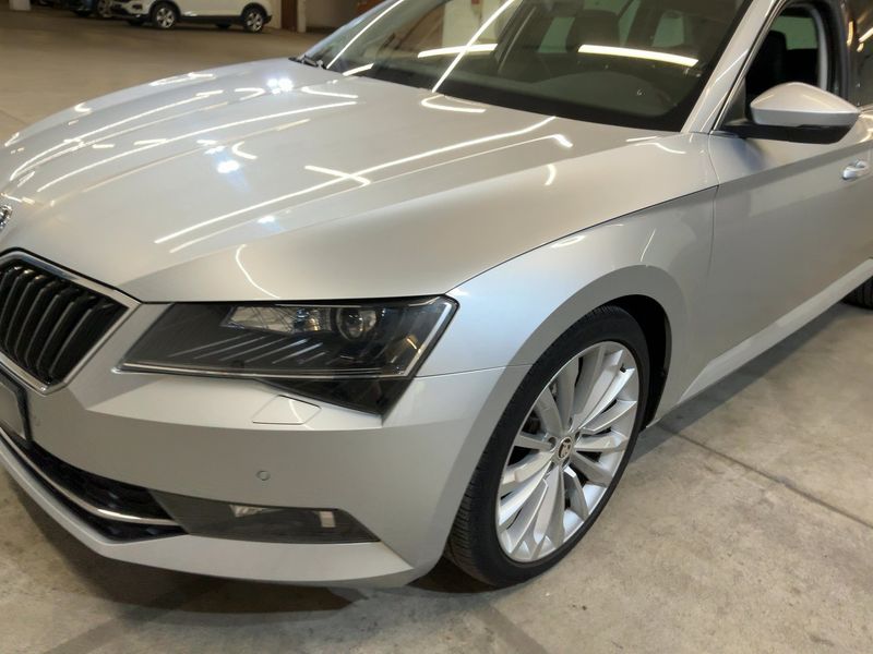 car Skoda Superb id70137 photo #6