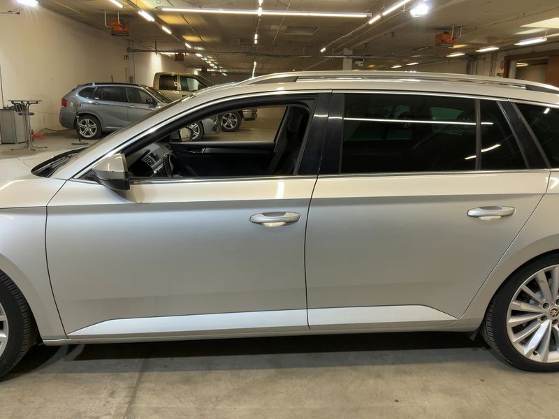 car Skoda Superb id70137 photo #8