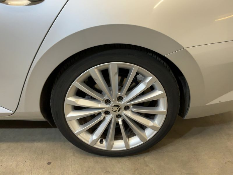 car Skoda Superb id70137 photo #9