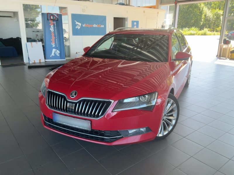 car Skoda Superb id70138 main photo