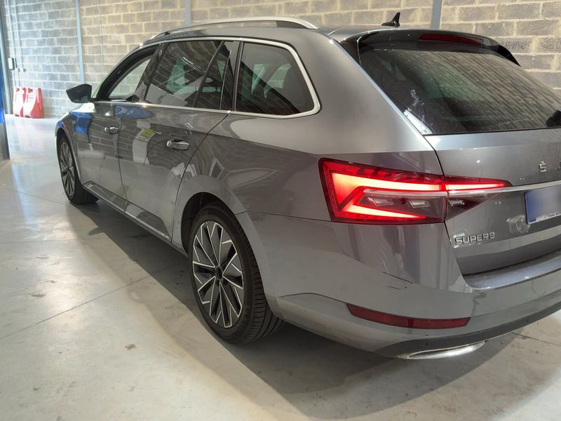 car Skoda Superb id70139 photo #2
