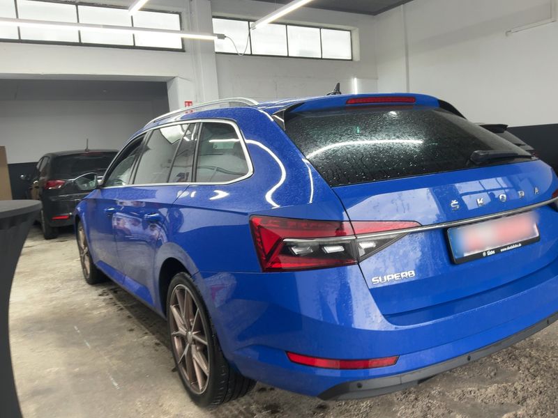 car Skoda Superb id70140 photo #2