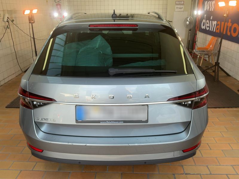 car Skoda Superb id70142 photo #3