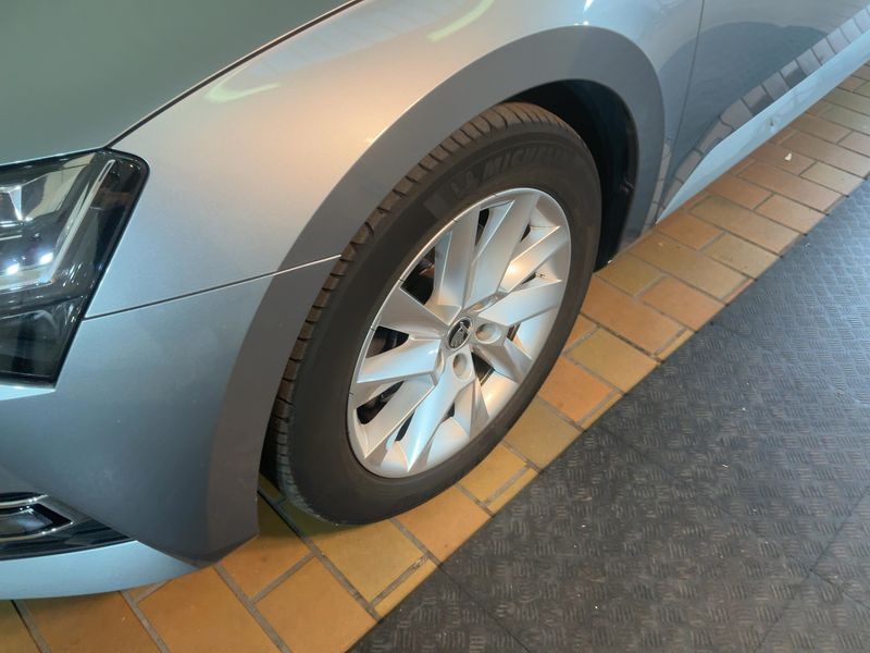 car Skoda Superb id70142 photo #7