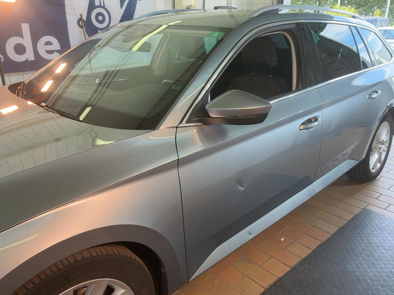 car Skoda Superb id70142 photo #8