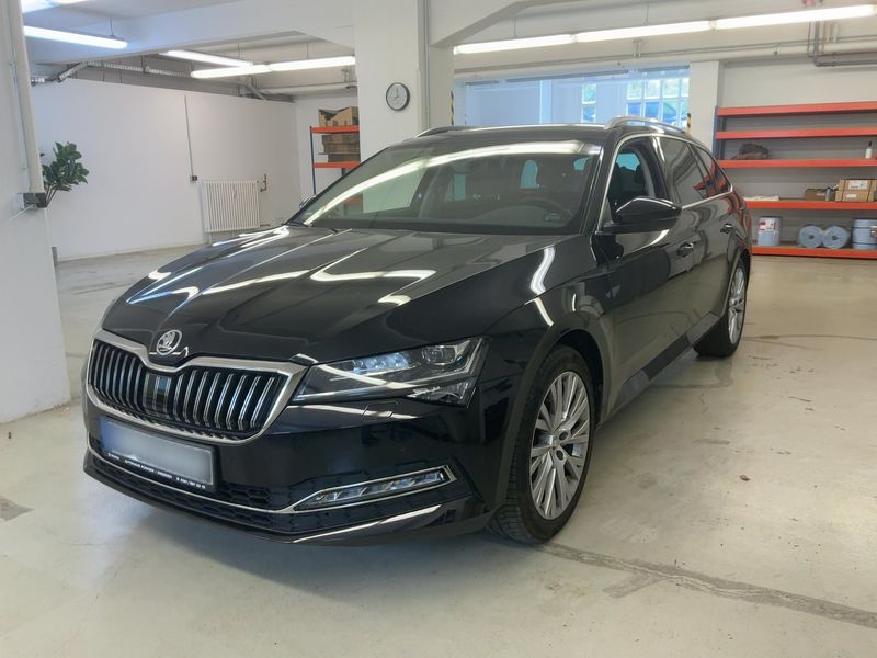 car Skoda Superb id70144 main photo