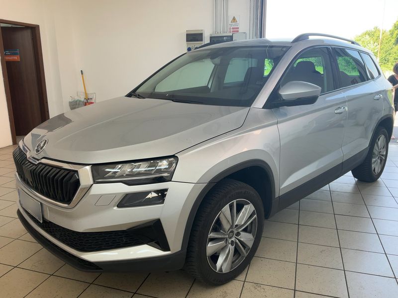 car Skoda Karoq id70163 main photo