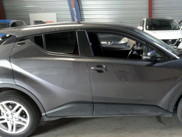 car Toyota C-HR id70175 photo #11