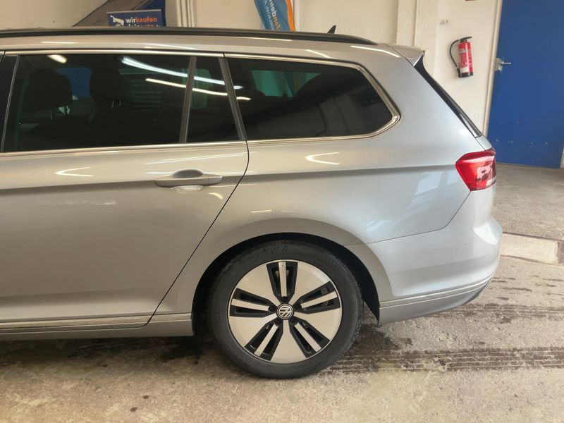 car Volkswagen Passat id70195 photo #2