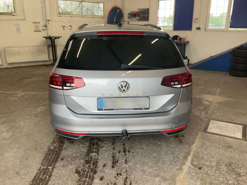 car Volkswagen Passat id70195 photo #3