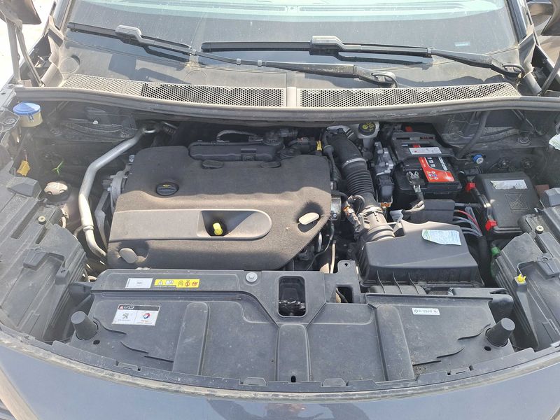 car Peugeot 5008 id70227 photo #8