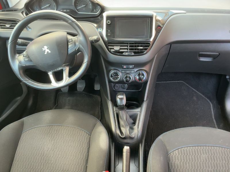 car Peugeot 208 id70255 photo #17