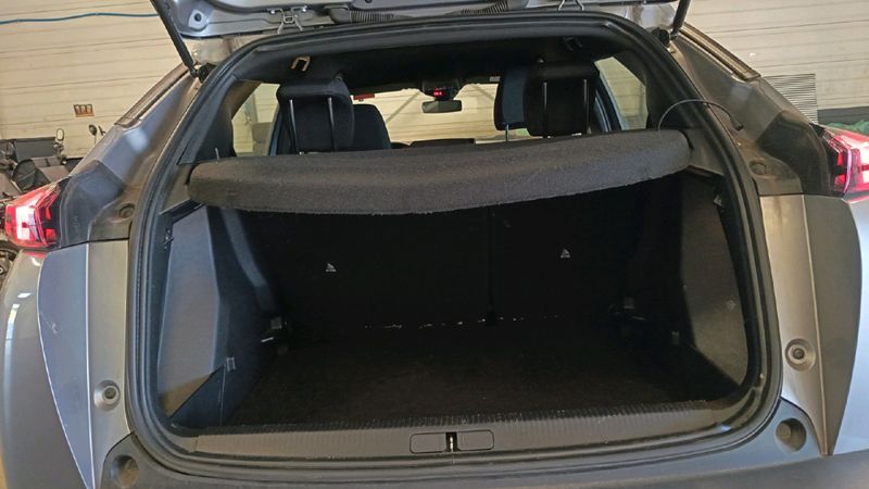 car Peugeot 2008 id70298 photo #3