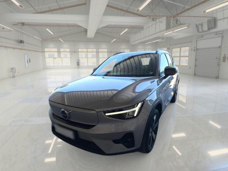 car Volvo XC40 id70340 main photo
